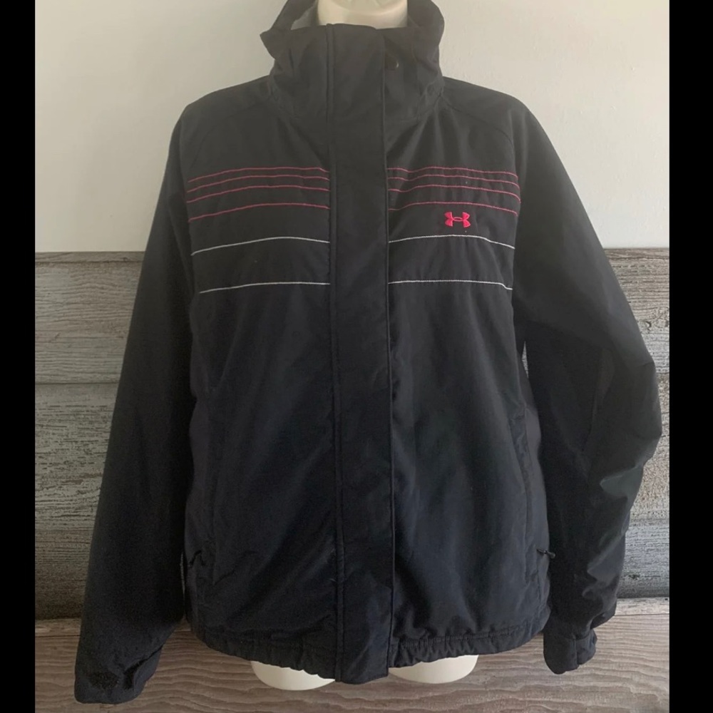 Under Armour winter coat women’s size Medium.